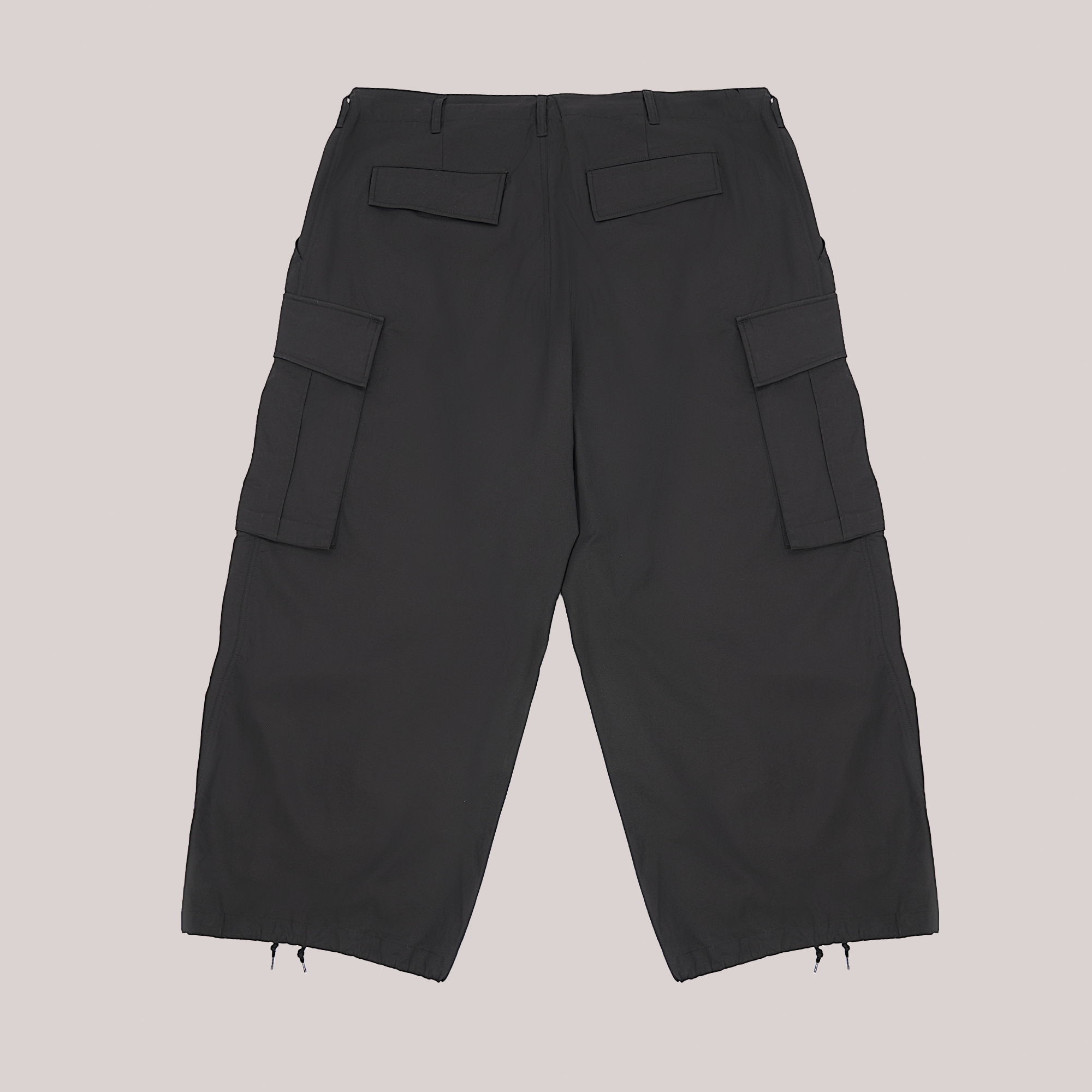 Loose-fit cotton twill cargo pants.