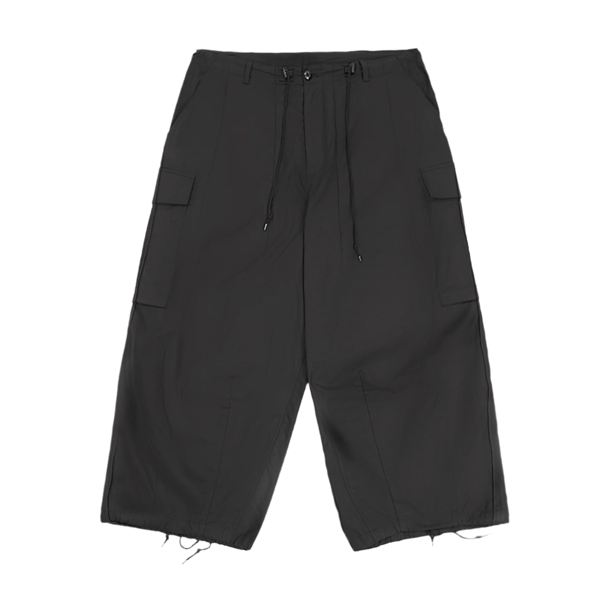 Loose-fit cotton twill cargo pants.